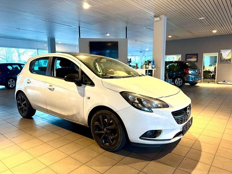 Weiß Gebraucht 2015 Opel Corsa Color Edition Limousine | 3.999 € (Guter Preis) - Bild 1/4