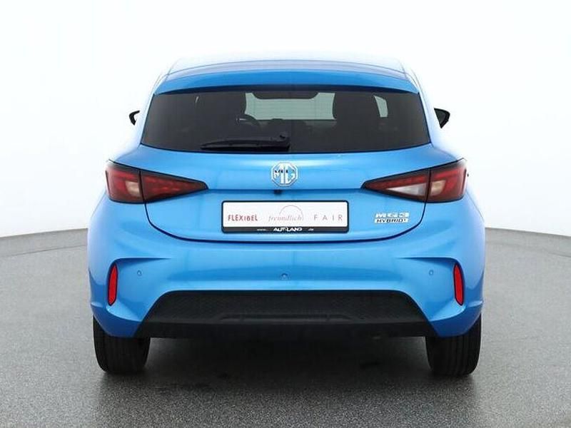Second-hand MG MG3 Luxury 194 CP (142 kW) 2024 Albastru Hatchback