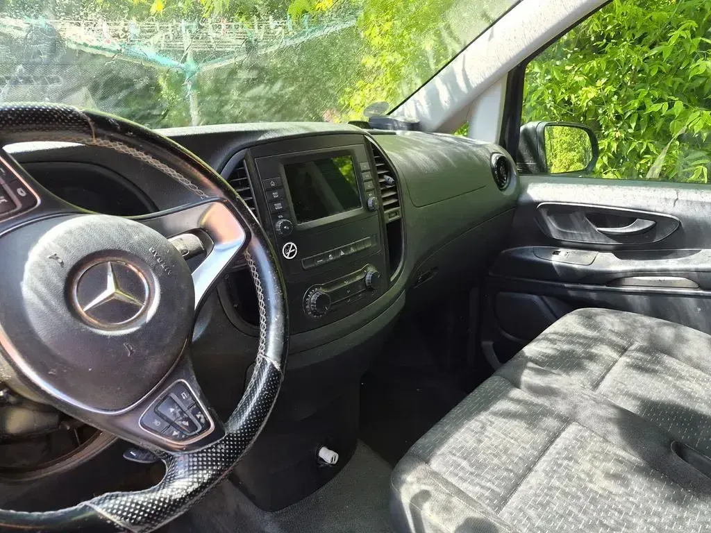 Gebraucht Mercedes Vito 163 PS (119 kW) 2021 Schwarz Van