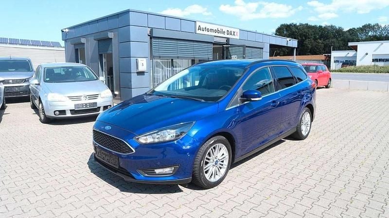 Blau Gebraucht 2017 Ford Focus Cool & Connect Kombi | 6.990 € (Superpreis) - Bild 1/4