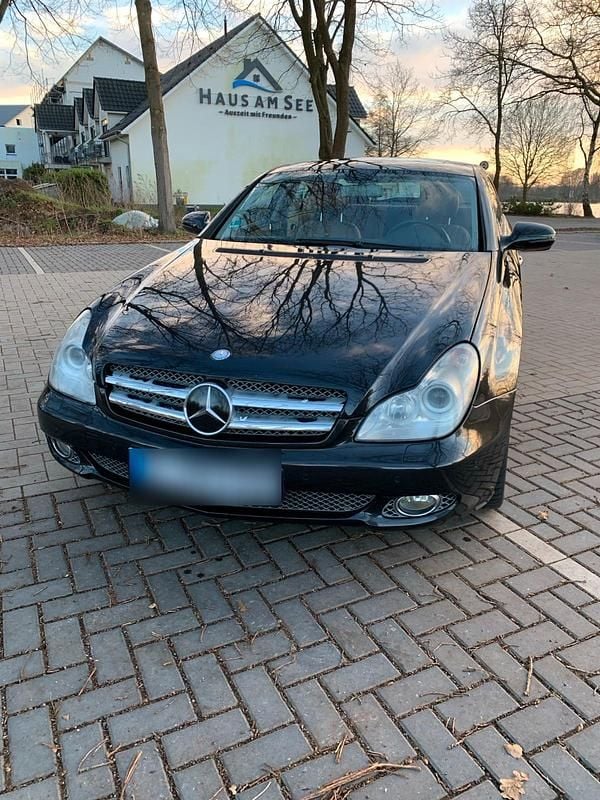 Gebraucht Mercedes CLS500 387 PS (284 kW) 2008 Schwarz Limousine