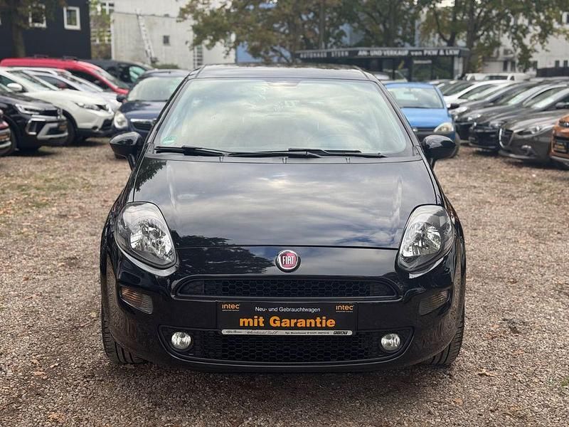 Gebraucht Fiat Punto 69 PS (50 kW) 2016 Schwarz Kleinwagen