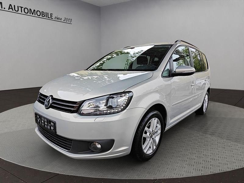 Gold Gebraucht 2015 VW Touran Comfortline Van / Kleinbus | 12.590 € (Fairer Preis) - Bild 1/4