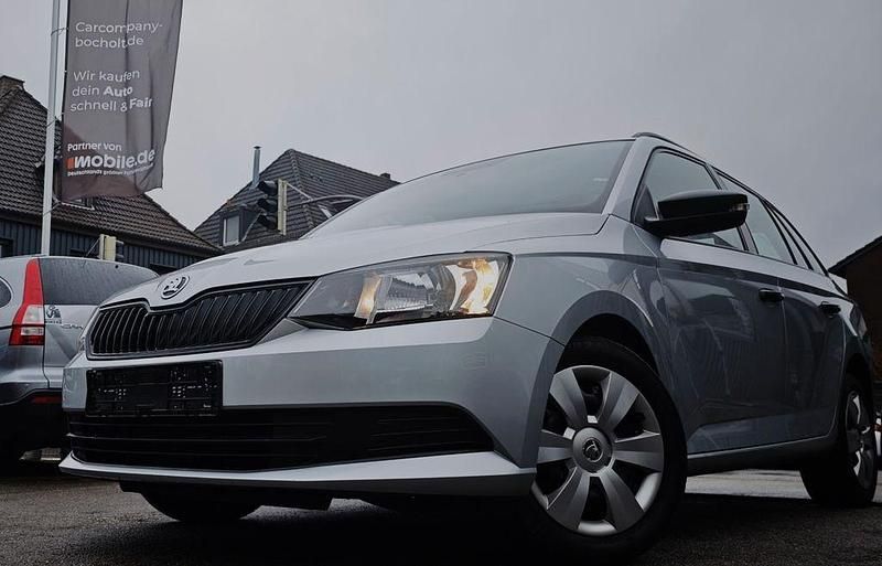 Gebraucht Skoda Fabia 90 PS (66 kW) 2015 Silber Kombi