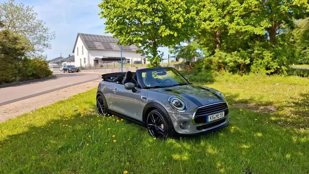 Usado Mini Cooper 136 HP (100 kW) 2020 Cinzento Citadino