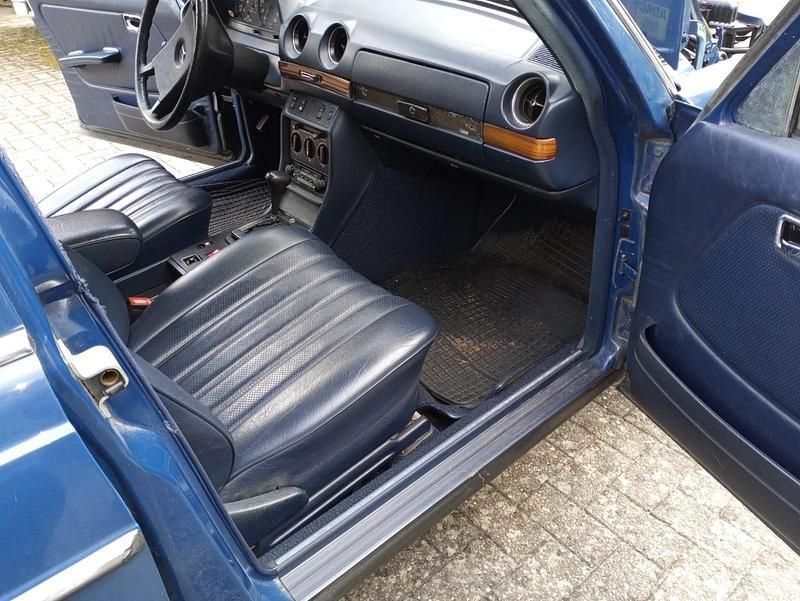 Gebraucht Mercedes E230 136 PS (100 kW) 1983 Kombi