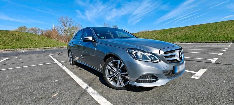 Gebraucht Mercedes E500 408 PS (300 kW) 2013 Silber Limousine