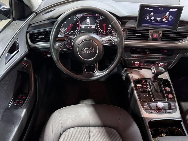 Używany Audi A6 Business 204 KM (150 kW) 2012 Niebieski Kombi