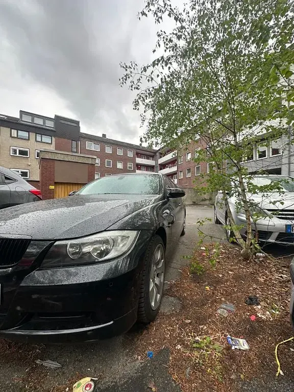 Używany BMW 320 170 KM (125 kW) 2007 Czarny Sedan/Limuzyna