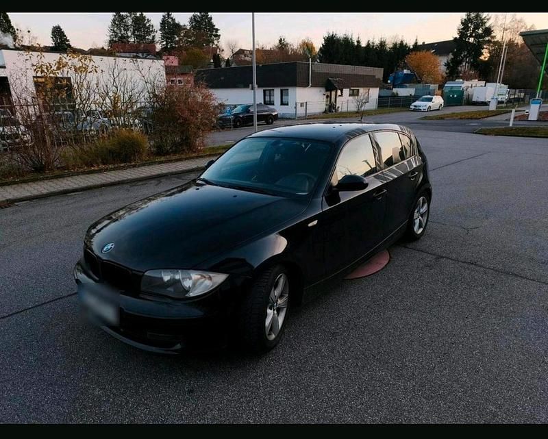 Schwarz Gebraucht 2008 BMW 118 Kleinwagen | 3.800 € (Fairer Preis) - Bild 1/4