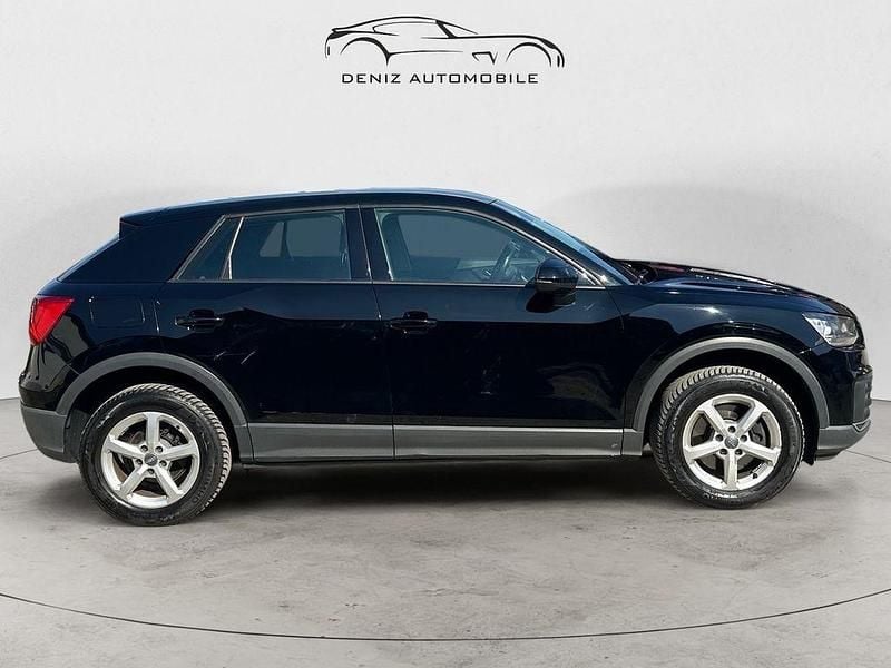 Gebraucht Audi Q2 Basis 116 PS (85 kW) 2018 Schwarz SUV