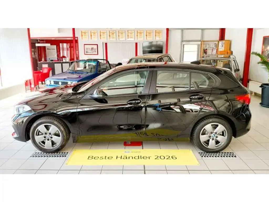 Gebraucht BMW 116 109 PS (80 kW) 2023 Schwarz Kleinwagen