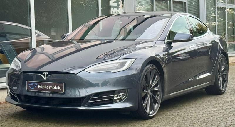 Grau Gebraucht 2020 Tesla Model S Limousine | 36.890 € (Fairer Preis) - Bild 1/4
