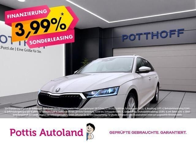 Weiss Gebraucht 2023 Skoda Octavia Style Kombi | 21.377 € (Guter Preis) - Bild 1/4