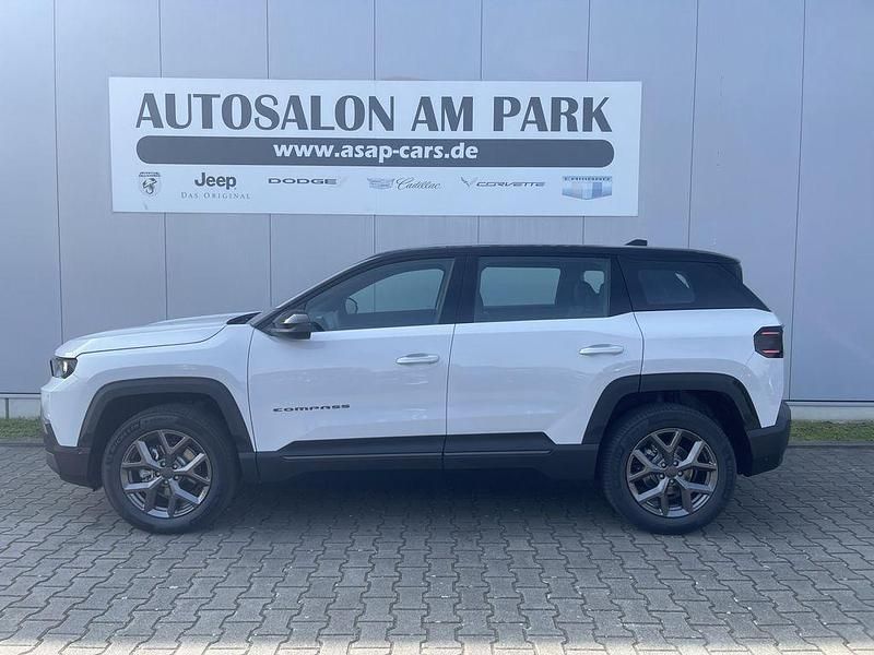 Neu Jeep Compass Altitude 145 PS (106 kW) 2026 Weiß SUV