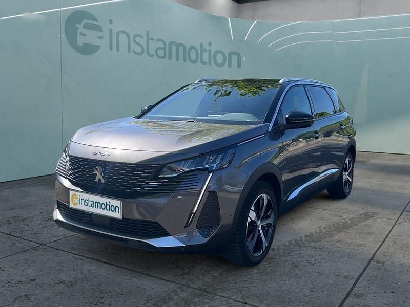 Grau Gebraucht 2023 Peugeot 5008 Allure Van / Kleinbus | 28.249 € (Fairer Preis) - Bild 1/4