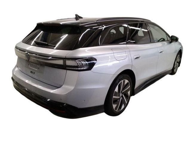 Gebraucht VW ID.7 Pro 210 kW (286 PS) 2025 Scale silver metallic Kombi