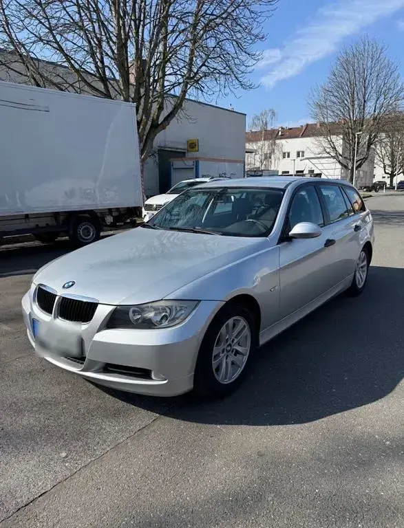 Używany BMW 320 163 KM (119 kW) 2006 Szary Kombi