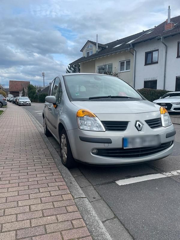 Używany Renault Modus Dynamique 75 KM (55 kW) 2005 Srebrny Minivan