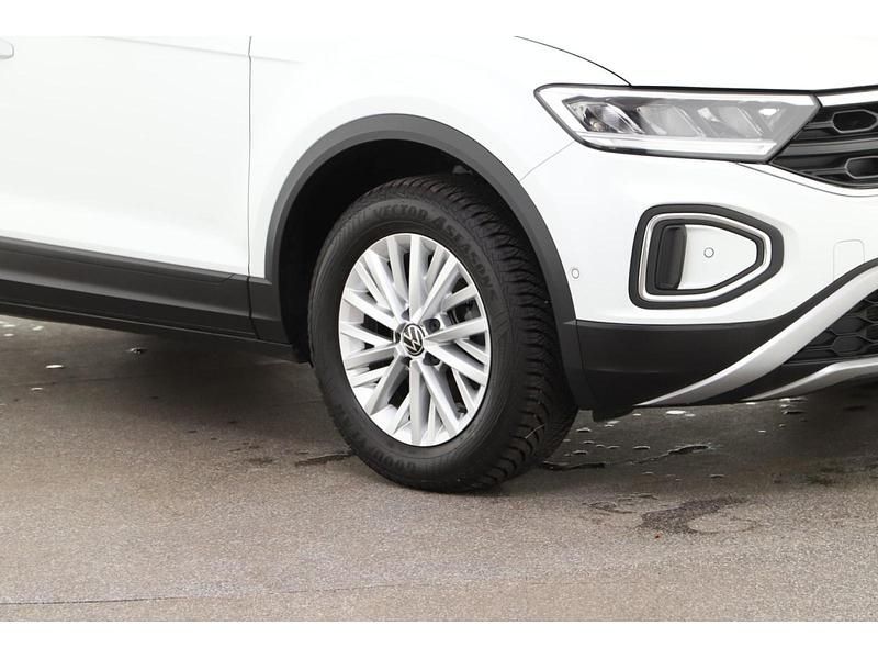 Second-hand VW T-Roc Life 110 CP (80 kW) 2023 SUV