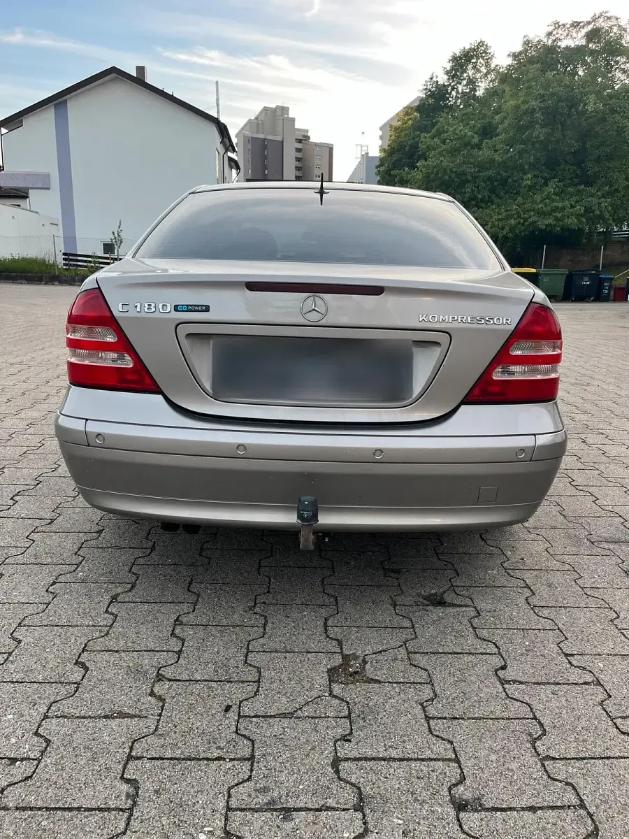 Gebraucht Mercedes C180 2004 Grau Limousine
