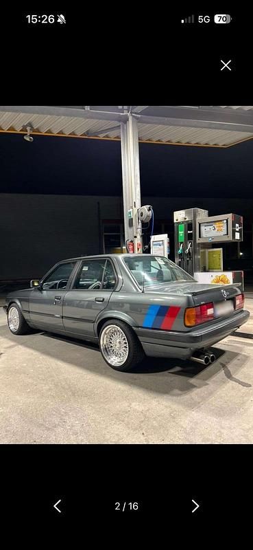 Gebraucht BMW 320 129 PS (94 kW) 1988 Grau Limousine