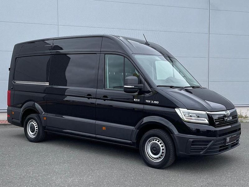 Gebraucht MAN TGE 177 PS (130 kW) 2024 Schwarz Van
