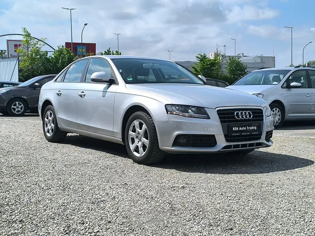 Gebraucht Audi A4 Attraction 160 PS (117 kW) 2008 Silber Limousine