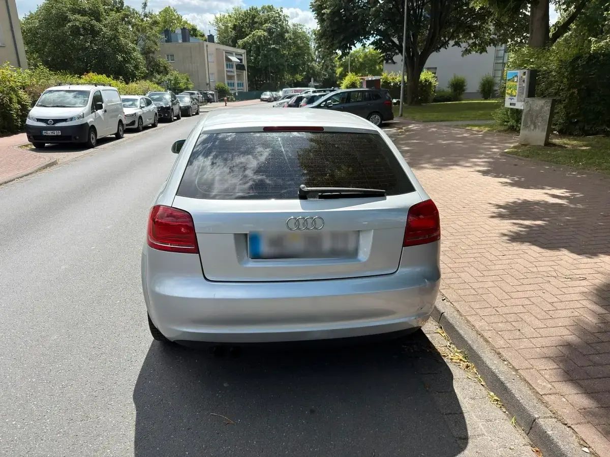 Gebraucht Audi A3 125 PS (91 kW) 2009 Silber Kleinwagen