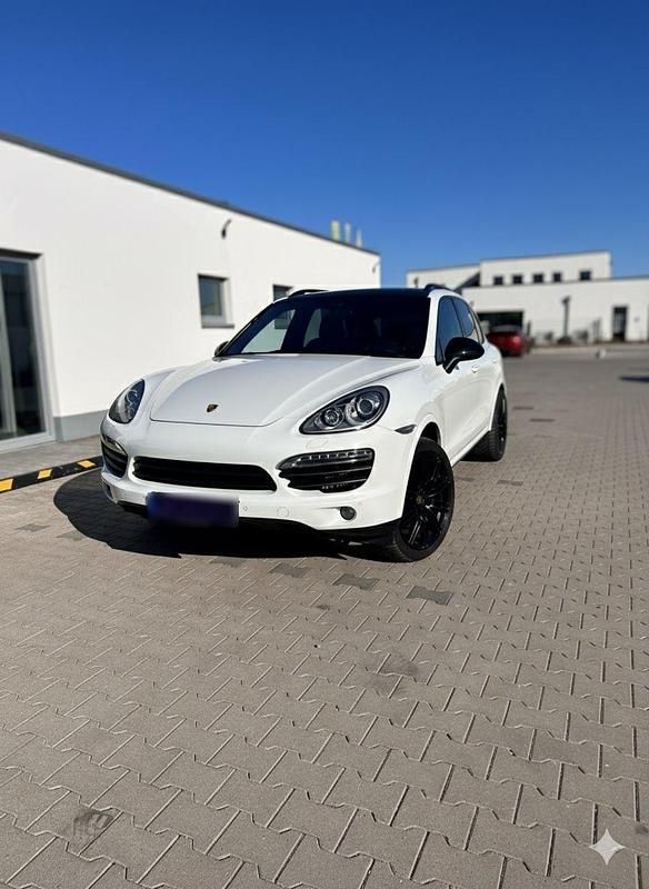 Second-hand Porsche Cayenne 382 CP (280 kW) 2014 Alb SUV