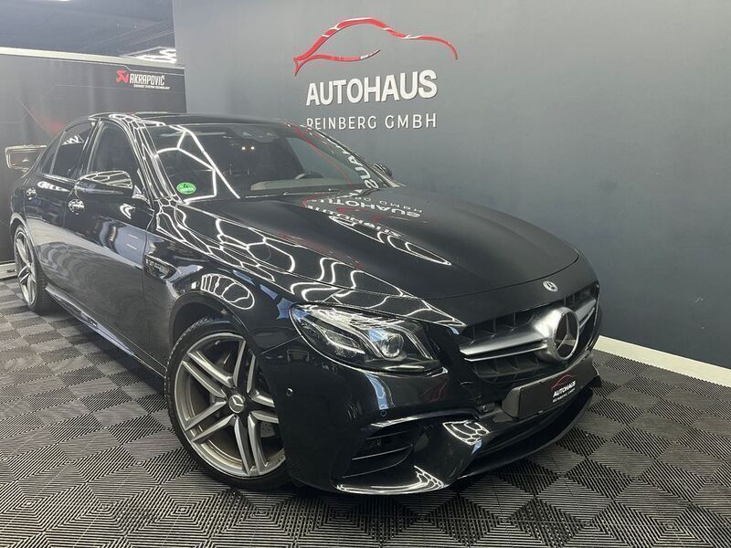 Schwarz Gebraucht 2018 Mercedes E63 AMG AMG Limousine | 50.990 € (Fairer Preis) - Bild 1/4