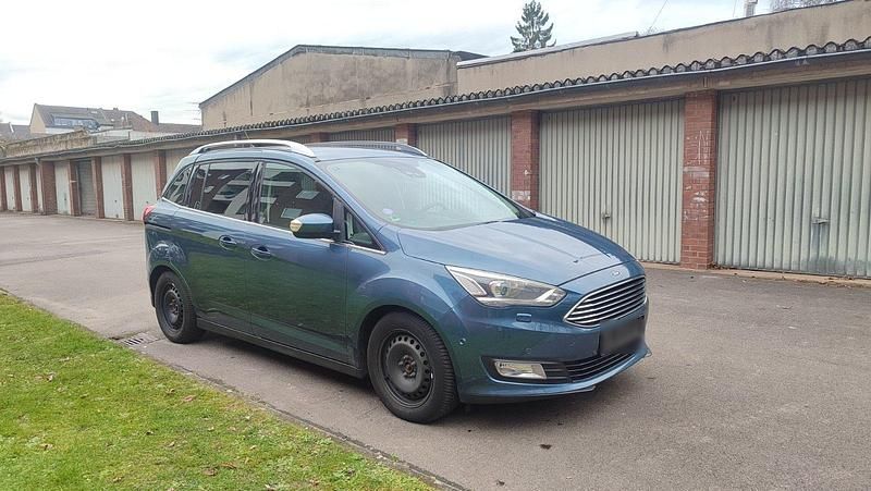 Gebraucht Ford Grand C-Max Titanium 150 PS (110 kW) 2019 Blau Van / Kleinbus