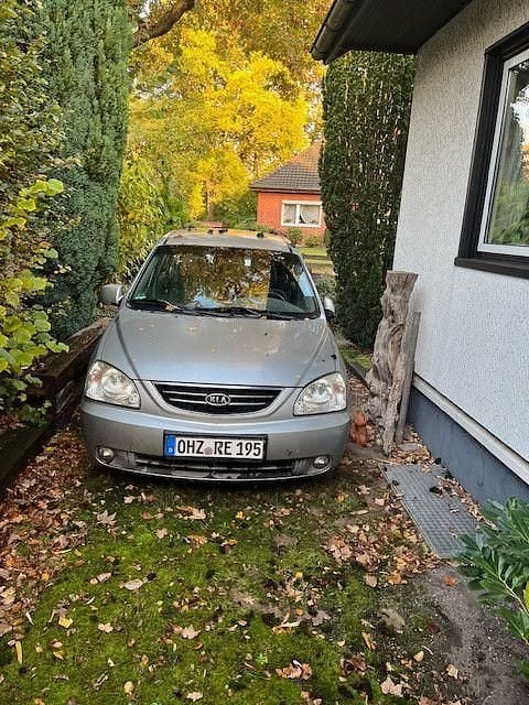 Silber Gebraucht 2004 Kia Carens EX Van / Kleinbus | 850 € (Superpreis) - Bild 1/4