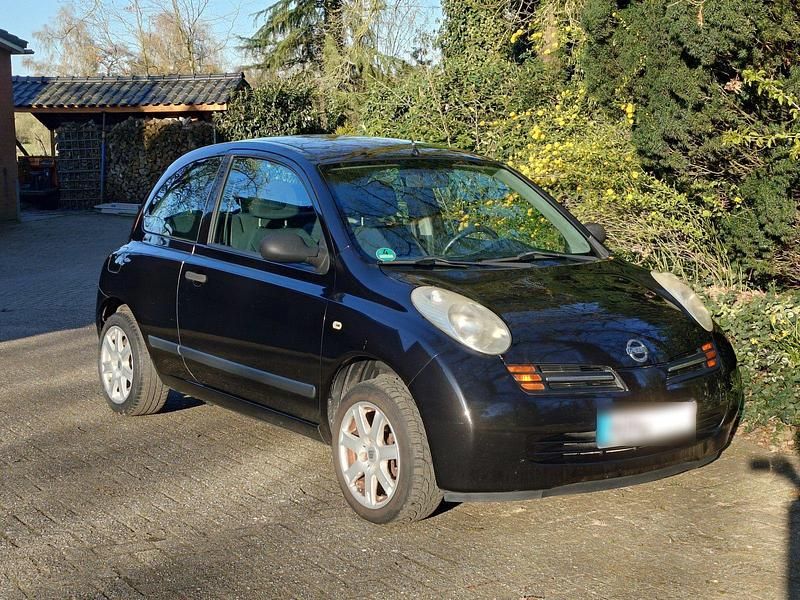 Usata Nissan Micra 65 CV (47 kW) 2004 Nero Utilitaria