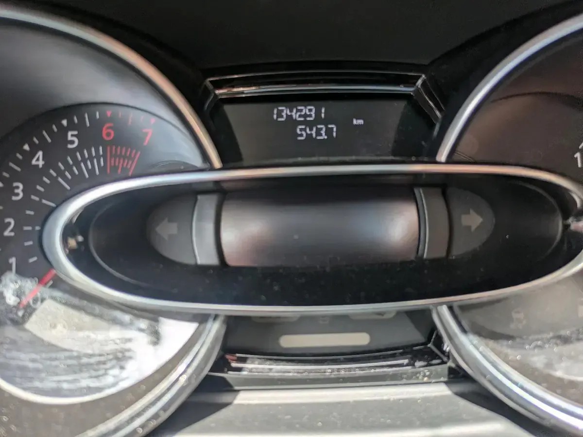 Gebraucht Renault Clio 76 PS (55 kW) 2018 Schwarz Kleinwagen
