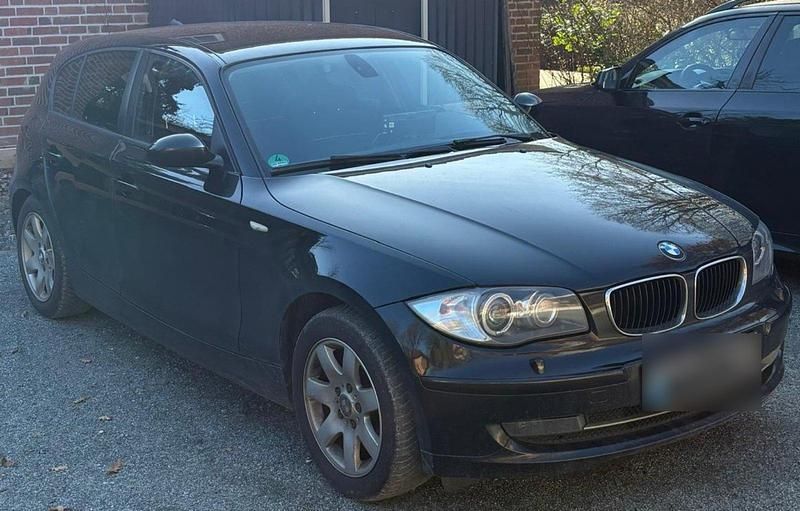 Gebraucht BMW 118 143 PS (105 kW) 2009 Schwarz Kleinwagen