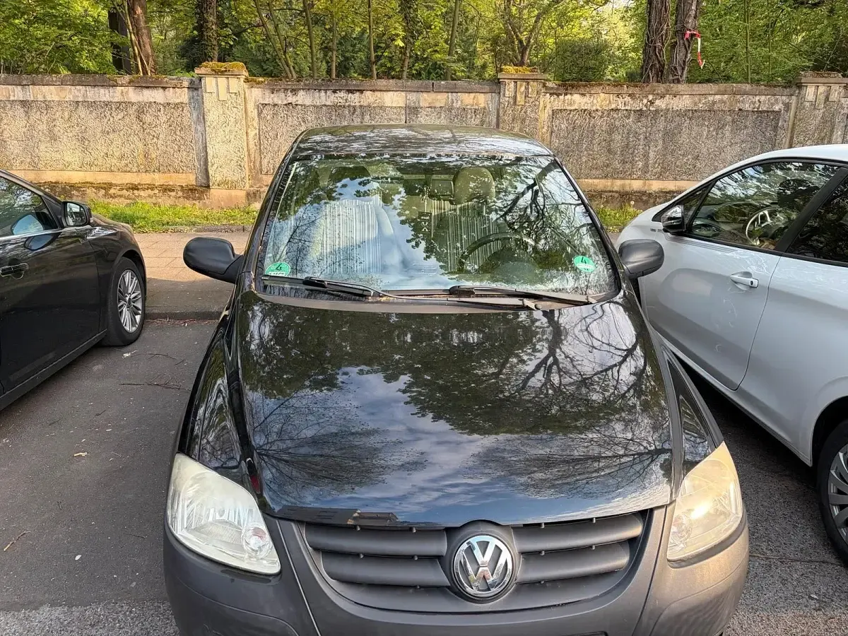 Second-hand VW Fox 60 CP (44 kW) 2011 Negru Hatchback