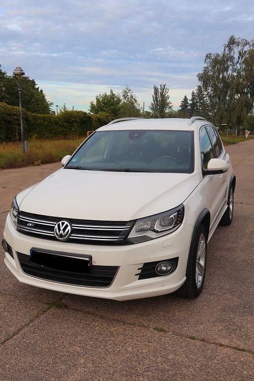 Weiß Gebraucht 2013 VW Tiguan R-line SUV | 8.500 € (Superpreis) - Bild 1/4