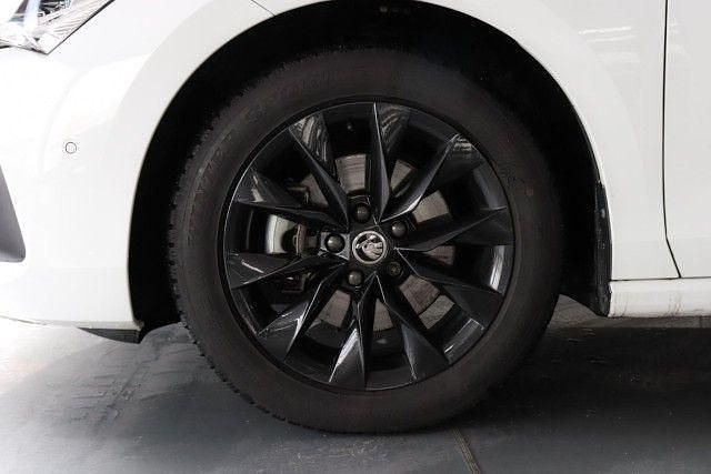 Gebraucht Skoda Superb Selection 150 PS (110 kW) 2024 Weiß Kombi