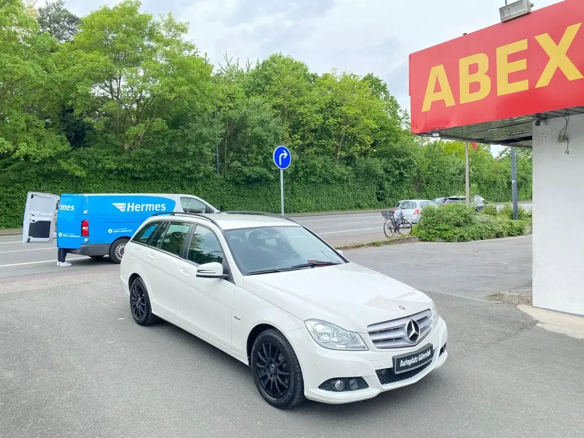 Gebraucht Mercedes C200 136 PS (100 kW) 2012 Weiß Kombi