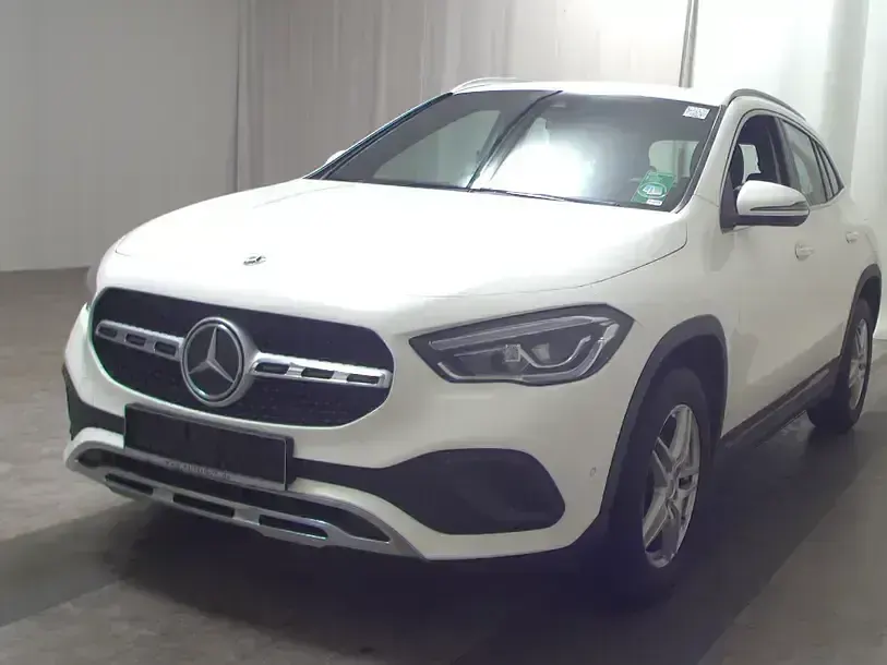 Gebraucht Mercedes GLA220 Progressive 190 PS (139 kW) 2021 Weiss SUV