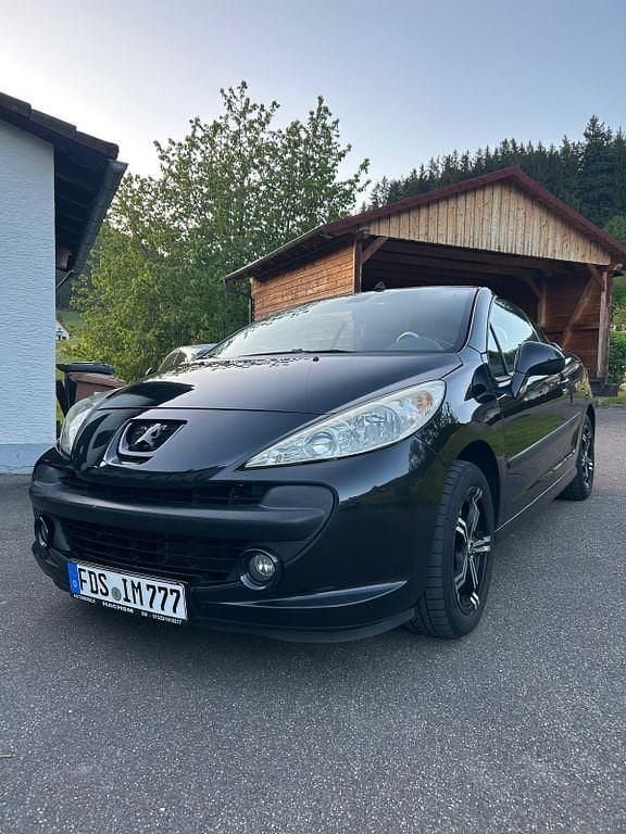 Schwarz Gebraucht 2008 Peugeot 207 CC Filou Cabrio | 2.500 € (Fairer Preis) - Bild 1/4