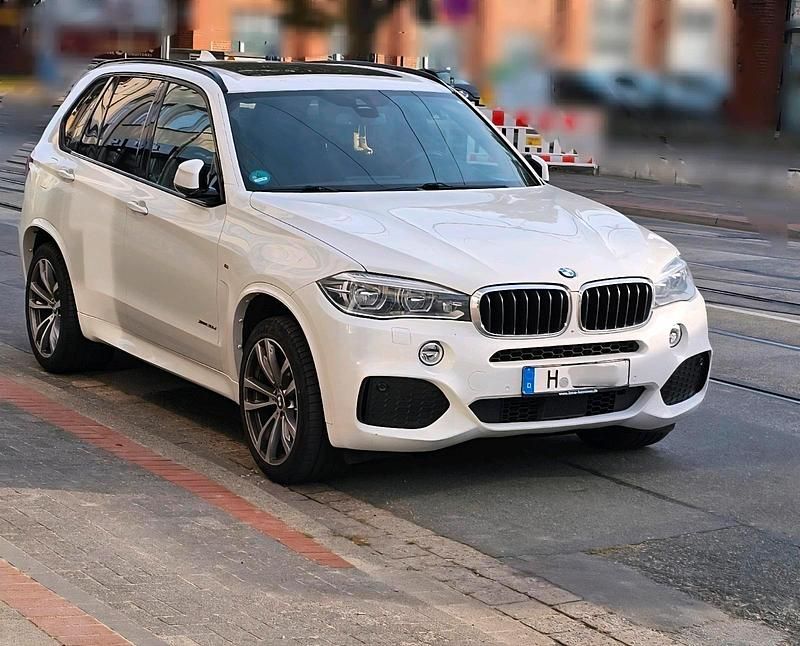 Weiß Gebraucht 2015 BMW X5 M Sport SUV | 29.999 € (Guter Preis) - Bild 1/4