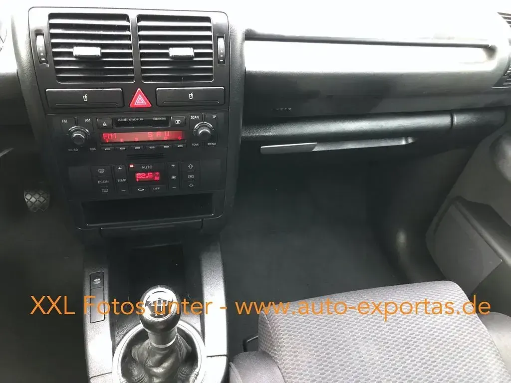 Usata Audi A2 110 CV (80 kW) 2002 Argento Utilitaria