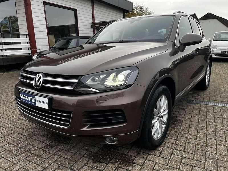 Graciosabraun metallic Gebraucht 2011 VW Touareg SUV | 14.990 € (Fairer Preis) - Bild 1/4