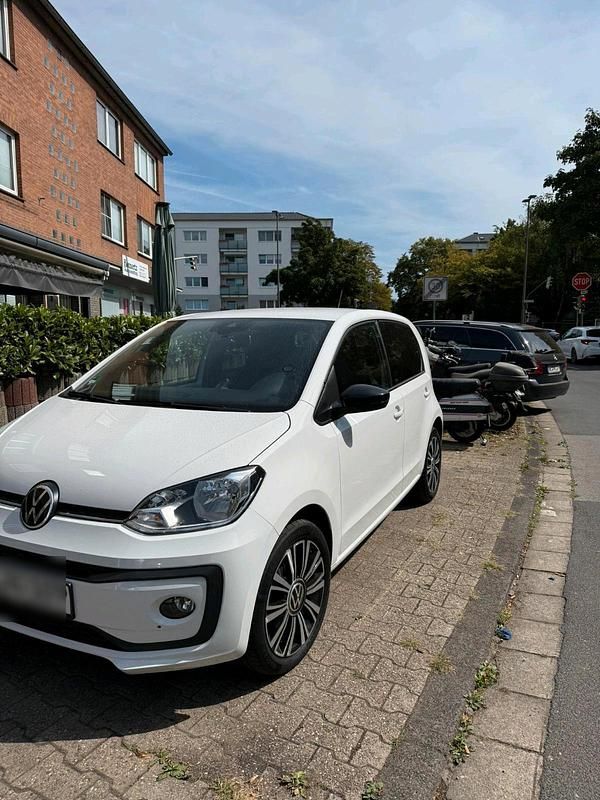 Weiß Gebraucht 2021 VW up! Kleinwagen | 10.800 € (Fairer Preis) - Bild 1/4