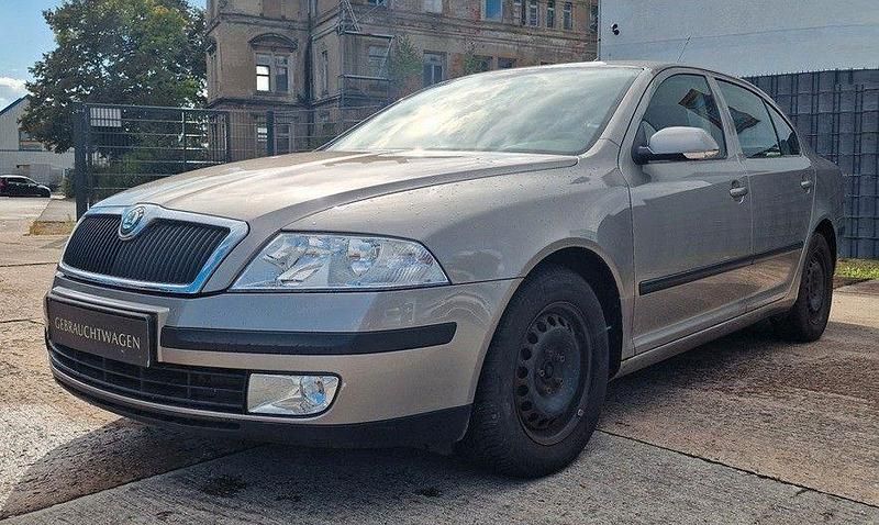 Gebraucht Skoda Octavia Ambiente 150 PS (110 kW) 2006 Beige Limousine