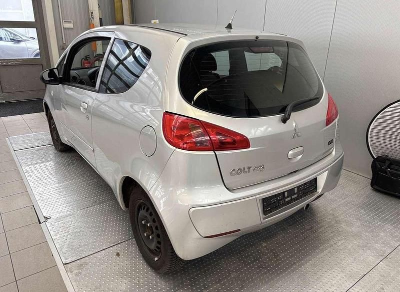 Gebraucht Mitsubishi Colt 95 PS (69 kW) 2007 Silber Limousine