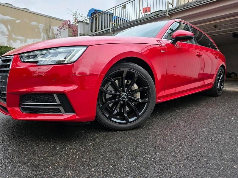 Begagnad Audi A4 190 HK (139 kW) 2017 Röd Kombi