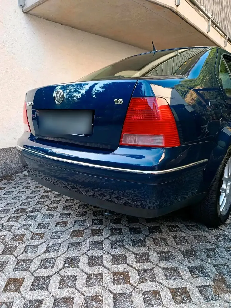 Gebraucht VW Bora 105 PS (77 kW) 2002 Blau Limousine